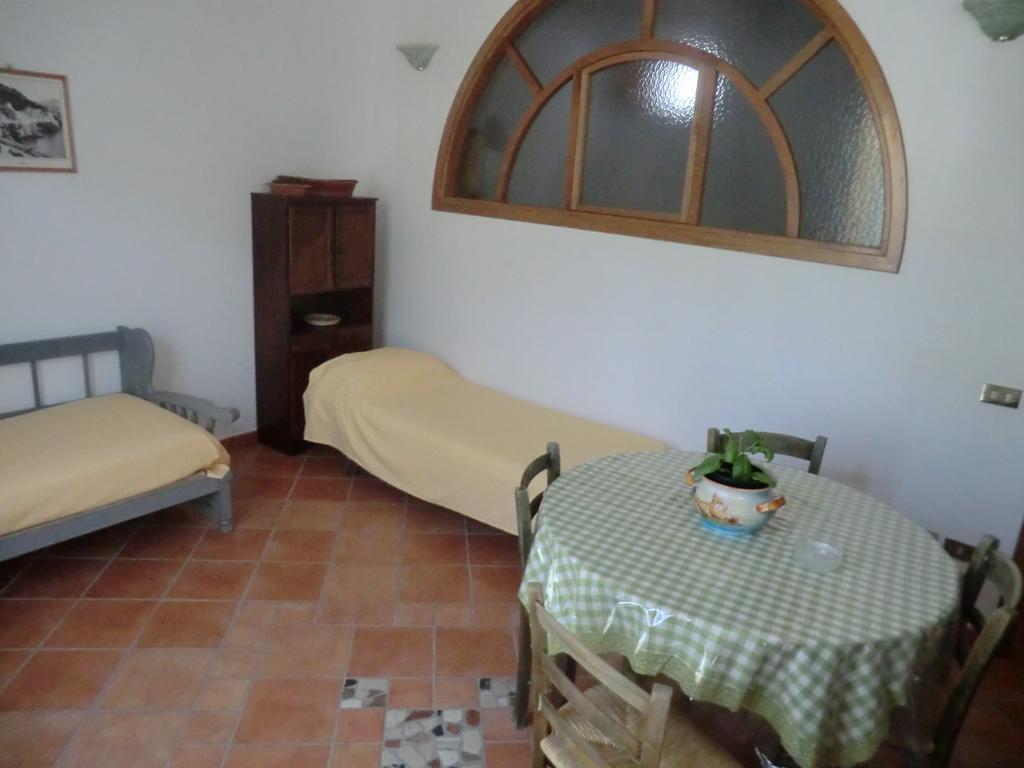 Agriturismo Mare E Monti Tramonti Habitación foto